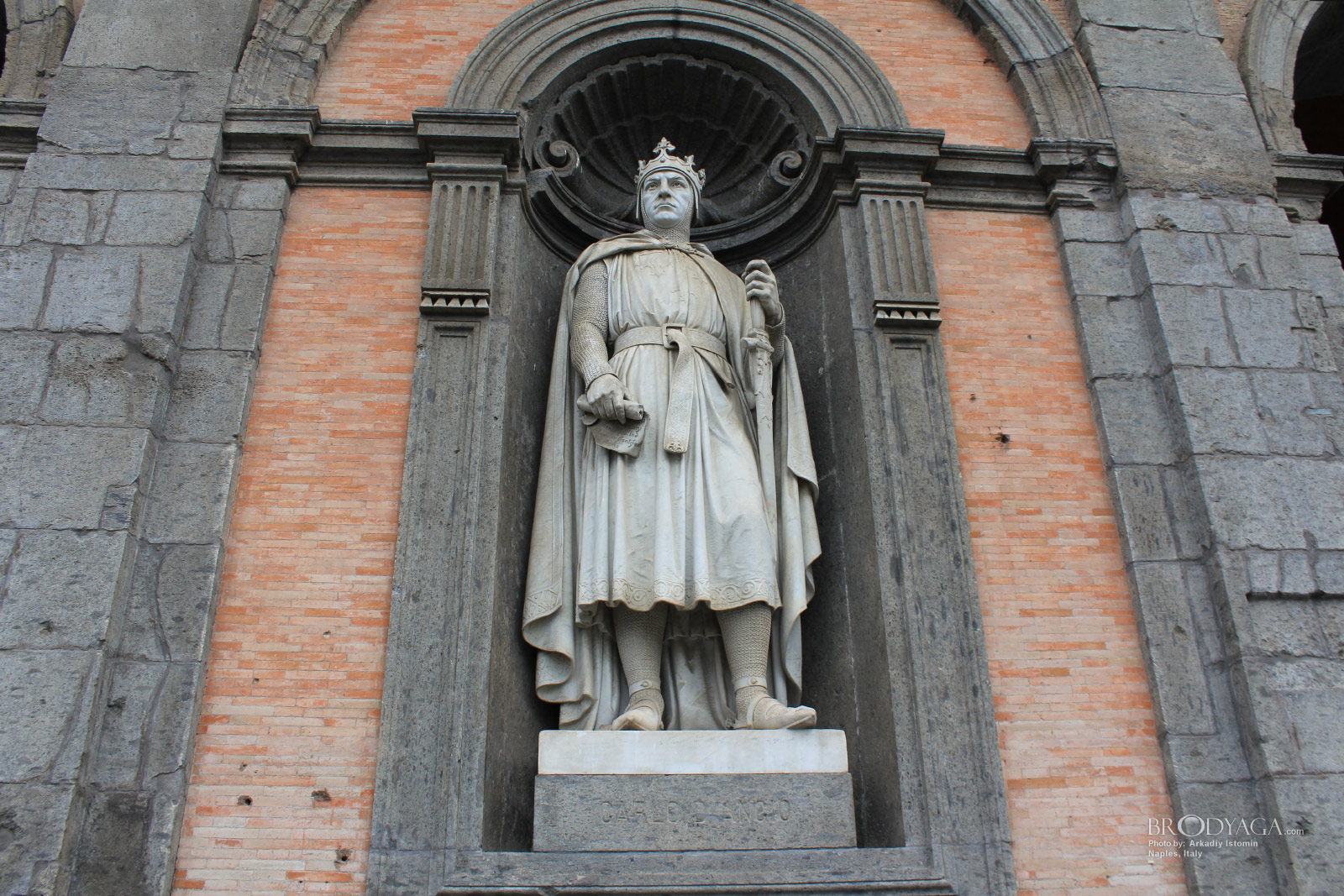 Carlo I d'Angio, Palazzo Reale, Naples